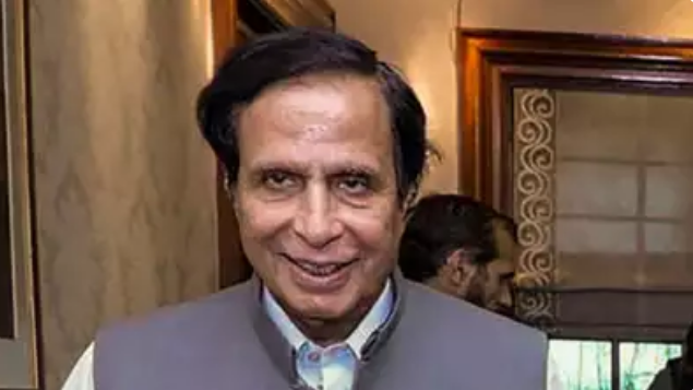 LHC orders removal of Parvez Elahi, family members’ names from PCL