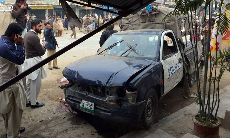 2 policemen among 5 injured in Peshawar IED blast