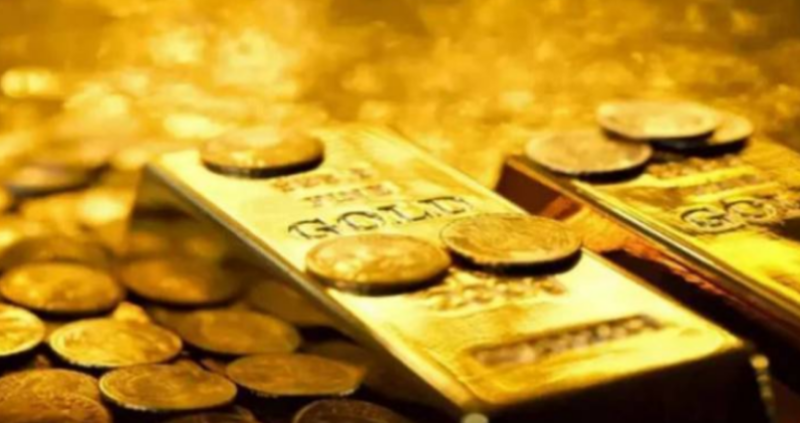 Gold price increases by Rs700 per tola in Pakistan 