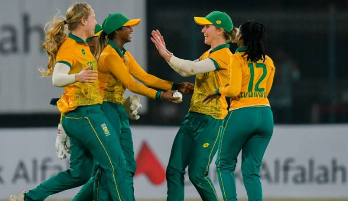 First T20I: South Africa women beat Pakistan by 10 runs 