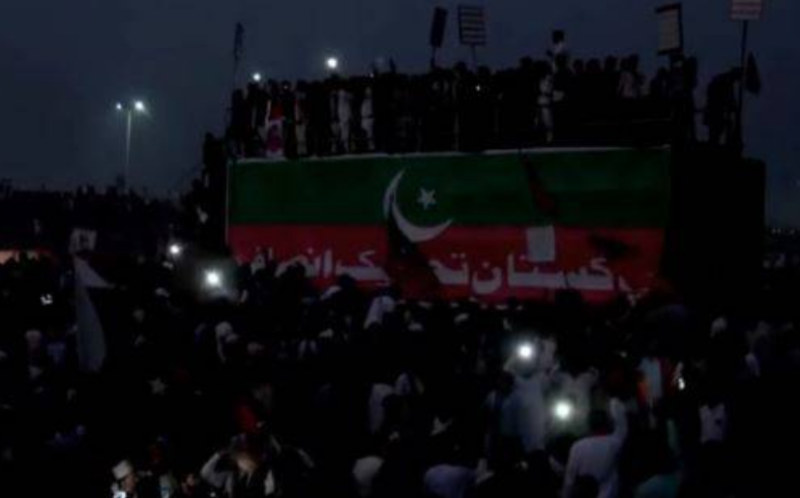 PTI's Lahore rally ends as police intervene to prevent violation of schedule