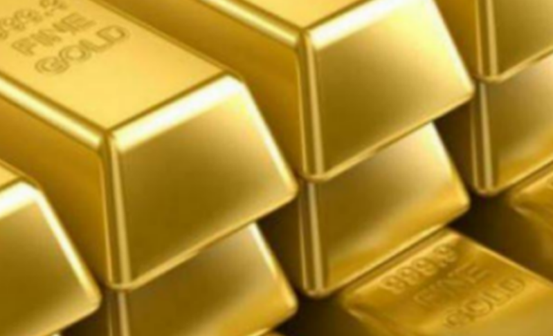 Gold price decreases by Rs700 per tola in Pakistan