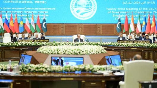 SCO-CHG meeting signs important documents to boost economic, trade cooperation