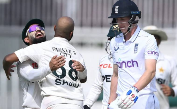 3rd Test: Pakistan 73-3 at stumps after England bowled out for 267 on day one