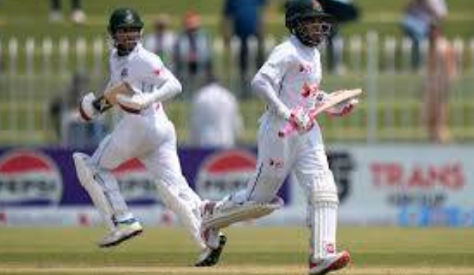 3rd Test Day 2: Pakistan resume first innings on 73 for 3 against England