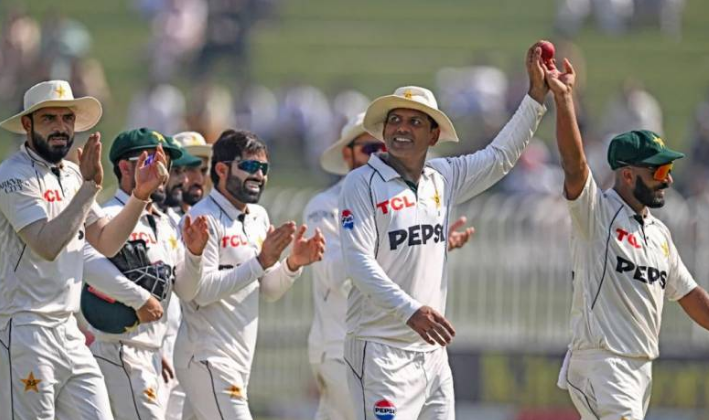 Pakistan beat England by 9 wickets in third Test to win series 2-1