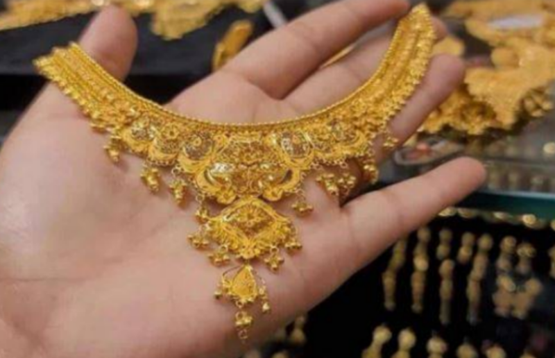 Gold price decreases by Rs1,000 per tola in Pakistan