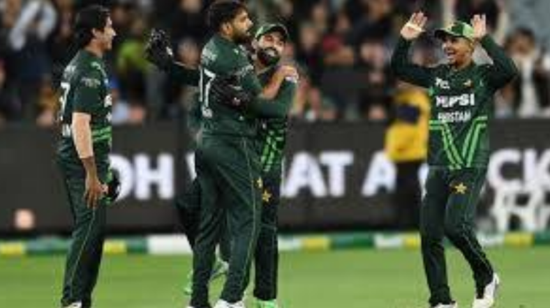  Pakistan beat Australia by 8 wickets to clinch ODI series 2-1