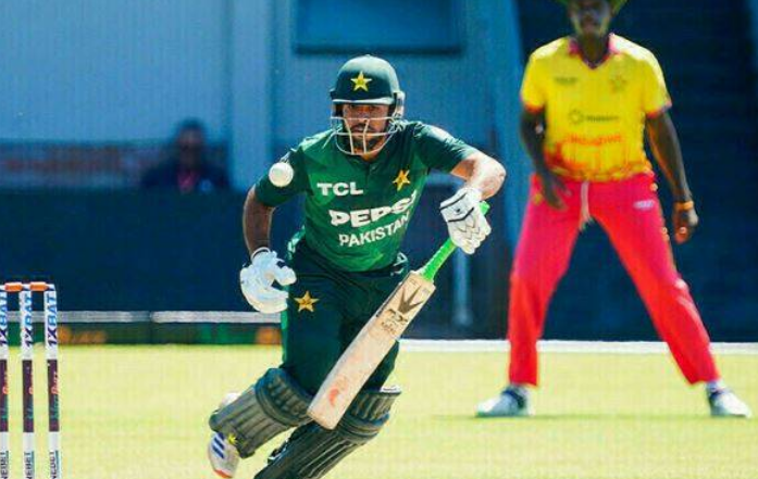 3rd T20I: Zimbabwe beat Pakistan by 2 wickets