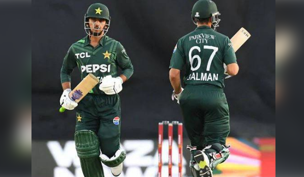 1st ODI: Pakistan beat South Africa by 3 wickets 