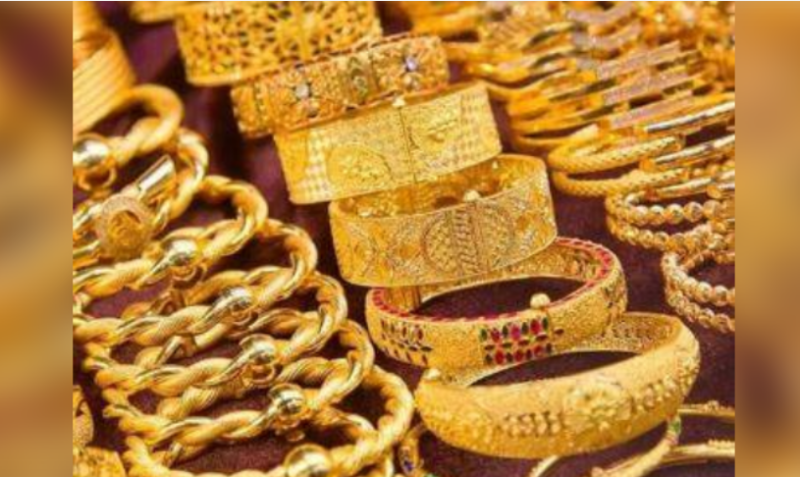 Gold price increases by Rs1,800 per tola in Pakistan