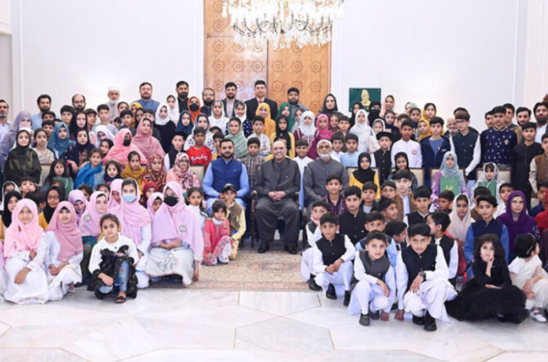 President Zardari hosts Iftar dinner for orphaned children 