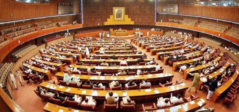 NA unanimously passes resolution expressing solidarity with Pakistan's armed forces