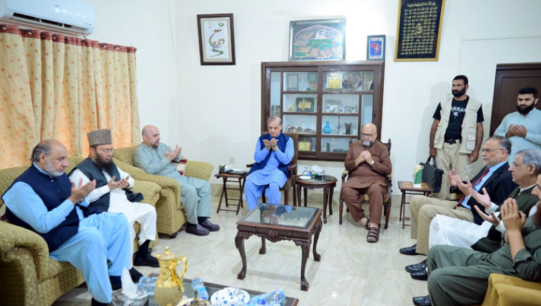 PM Shehbaz visits late Prof Sajid Mir’s family in Sialkot for condolence