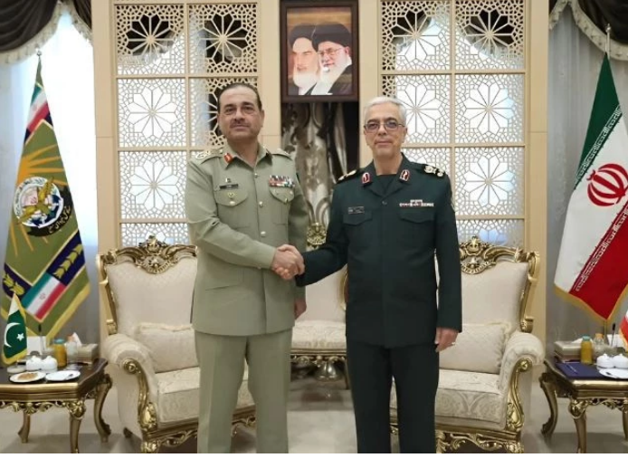 Pakistan, Iran military leaders discuss regional security, bilaterial defence ties