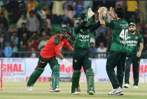 3rd T20I: Pakistan win toss, opt to bowl first against Bangladesh