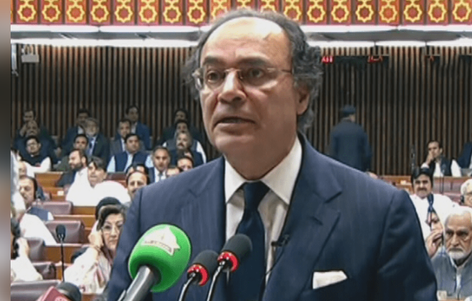 Aurangzeb terms Budget 2025-26 as balanced, growth-oriented