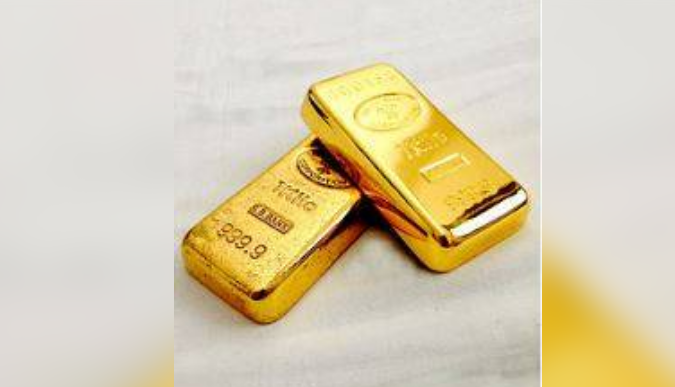 Gold price decreases by Rs300 to Rs358,165 per tola in Pakistan