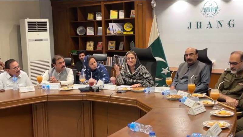 Muharram-ul-Haram: Azma Bukhari visits Jhang for detailed review of arrangements