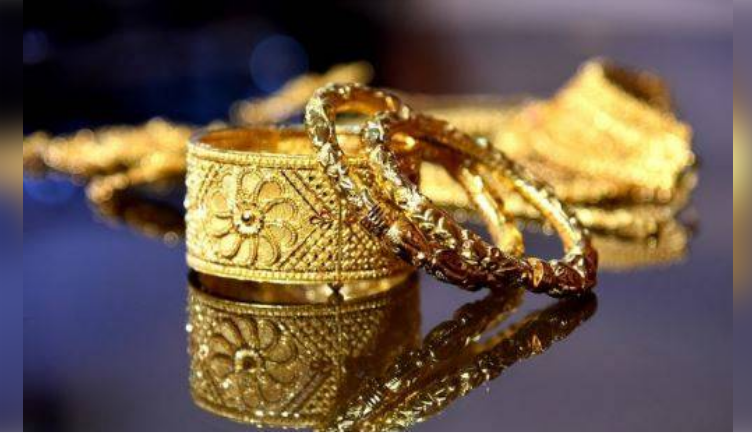 Gold price increases by Rs1,500, reaches to Rs354,500 per tola in Pakistan