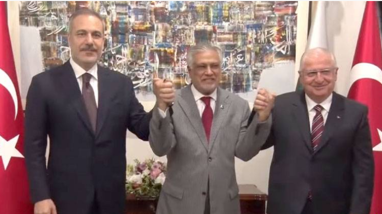 Pakistan, Turkiye express firm resolve to strengthen economic, defence ties