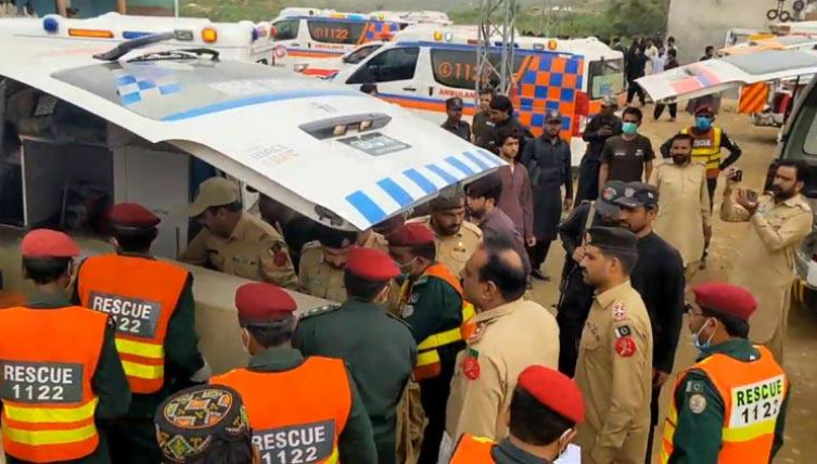 Bodies of 9 passengers killed in Balochistan sent to hometowns in Punjab 