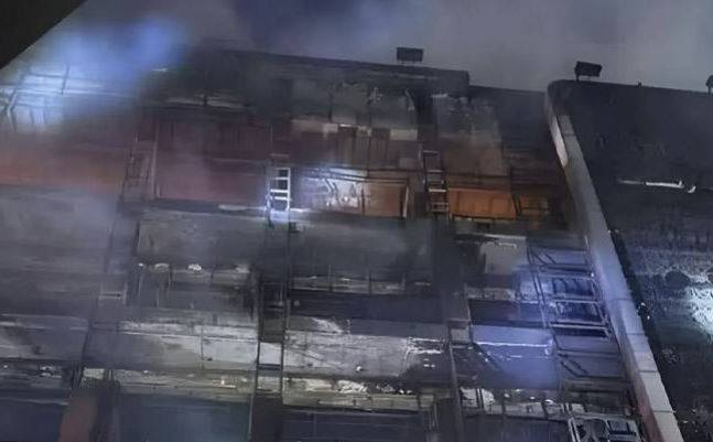 Deadly fire at shopping centre in Iraq's Al-Kut claims over 60 lives