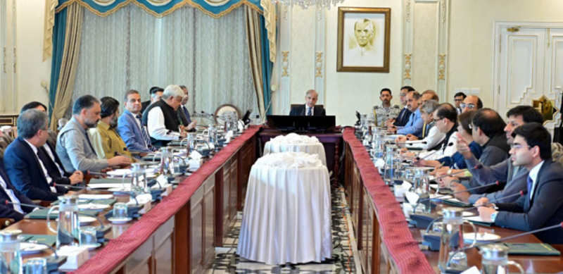 FBR reforms to strengthen economy and tax collection: PM Shehbaz 