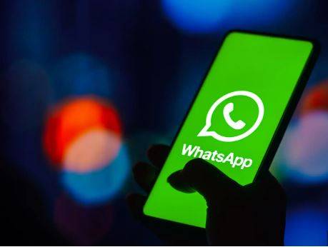 WhatsApp introduces new safety feature to protect users from suspicious groups