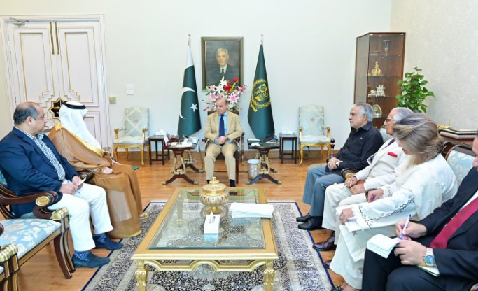 Saudi Crown Prince MBS invites PM Shehbaz to attend Riyadh FII 