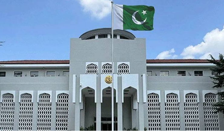 Pakistan Embassy in Beijing celebrates Independence Day, honours 'Marka-e-Haq'