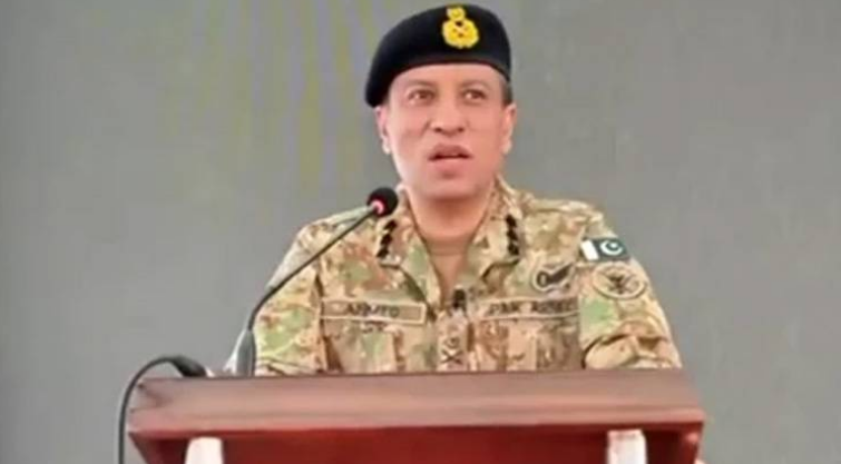 DG ISPR holds special session with AJK students, faculty members
