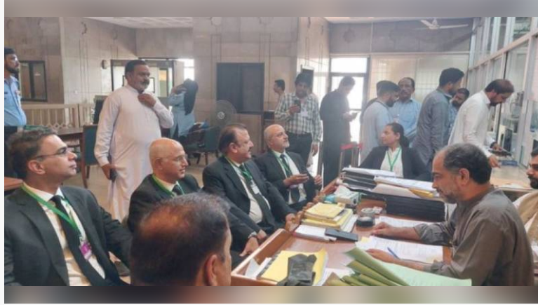 Five IHC judges file petitions in SC to define limits of high court chief justice's authority