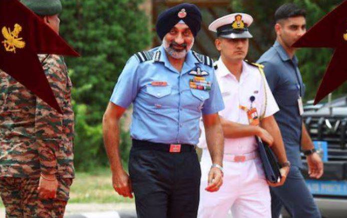 Pakistan rubbishes Indian air force chief’s latest jet downing claim