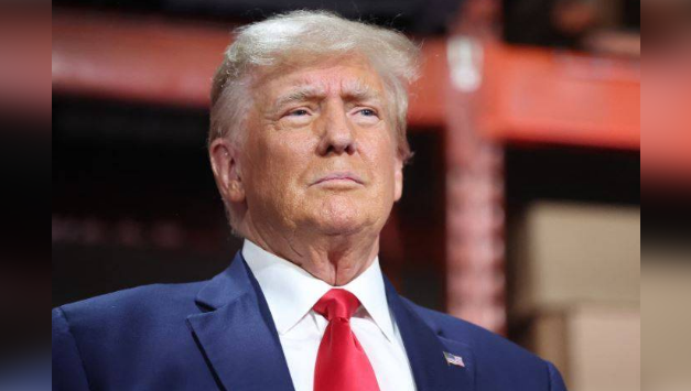 Trump warns of more tariffs if India continues Russian oil trade 