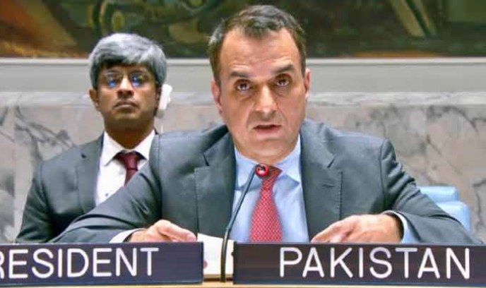 Pakistan urges UN to ease sanctions to support Syria's political transition