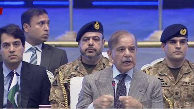 PM Shehbaz stresses regional synergy through connectivity and trade projects