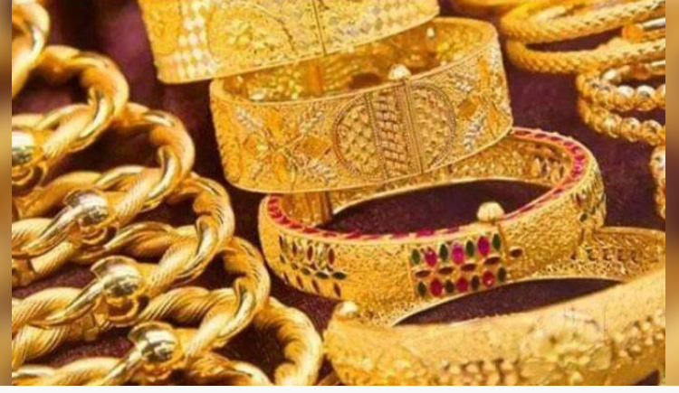 Gold price increases by 1,800 per tola in Pakistan 