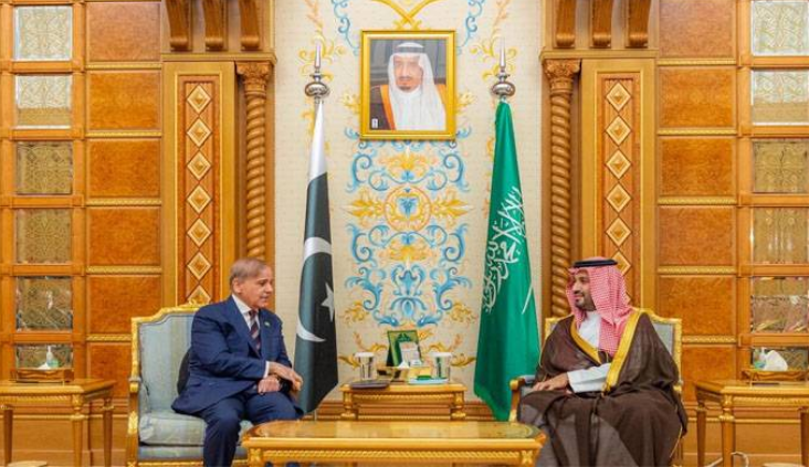 PM Shehbaz, Crown Prince MBS discuss Pak-Saudi bilateral cooperation and regional matters