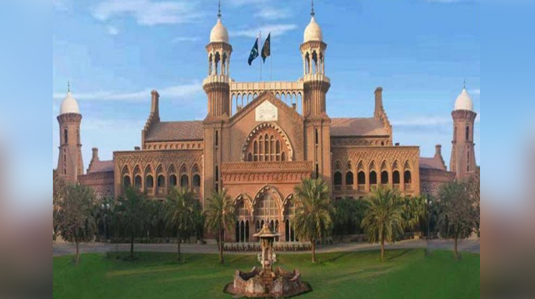 LHC orders Sunday shutdown of Lahore markets to fight smog crisis