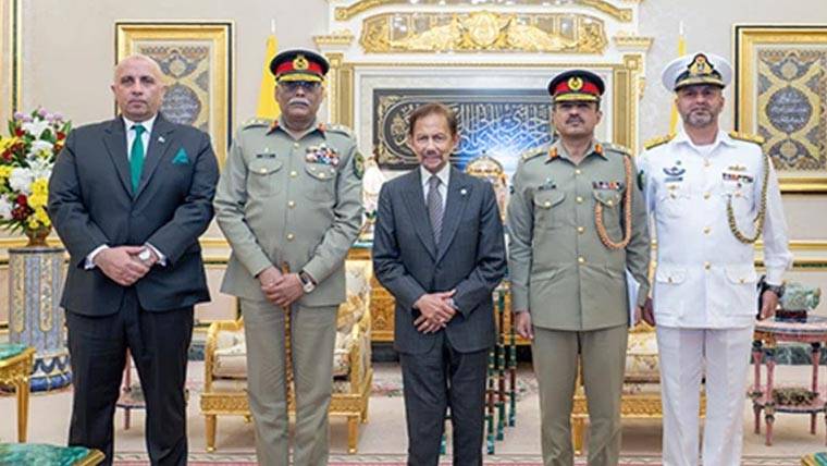 CJCSC General Shamshad holds high-level talks in Brunei to strengthen defense ties