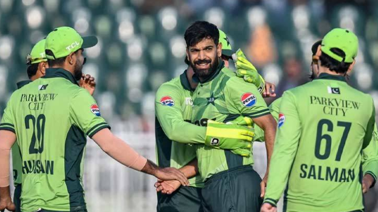 Third ODI: Pakistan beat Sri Lanka by 6 wickets, sweep series 3-0