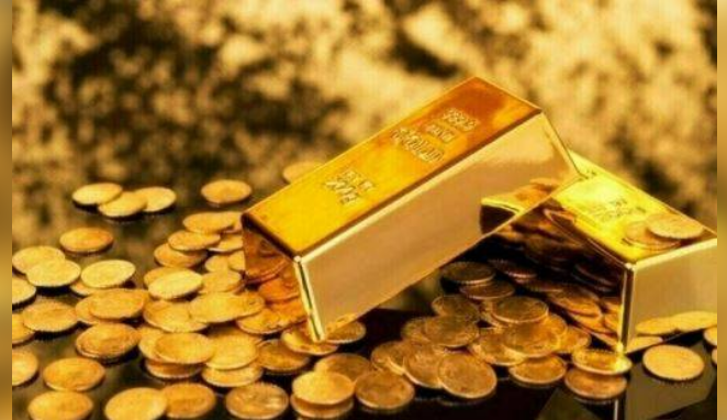 Gold price declines by Rs5,000 per tola in Pakistan 