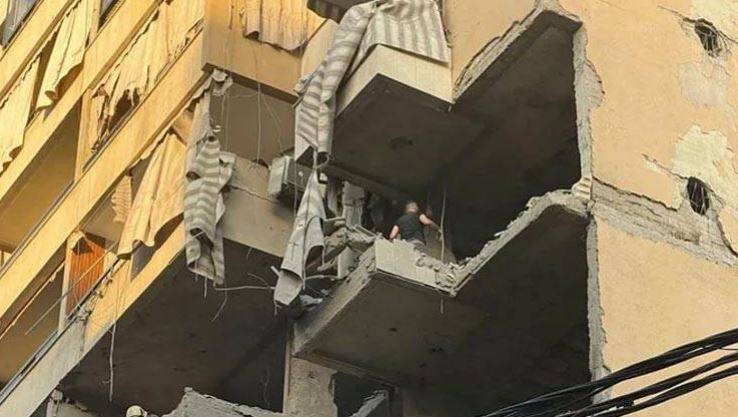Israeli airstrike kills Hezbollah commander in Beirut suburbs
