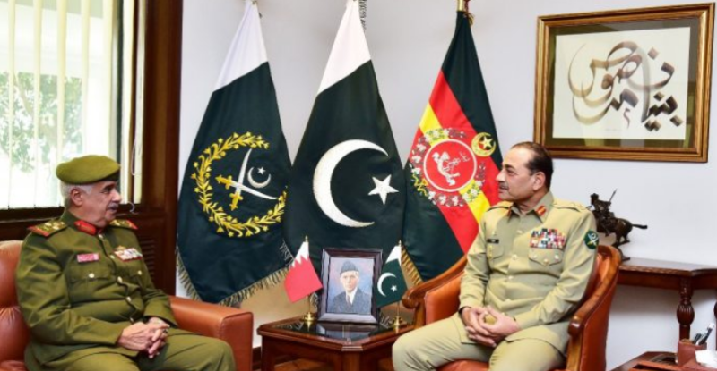Pakistan, Bahrain vow to enhance military-to-military ties