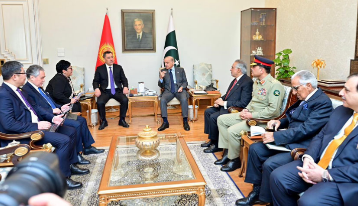 PM Shehbaz offers Kyrgyzstan gateway to global trade via Pakistan's ports