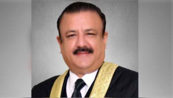 Degree case: IHC removes Justice Tariq Mehmood Jahangiri from office