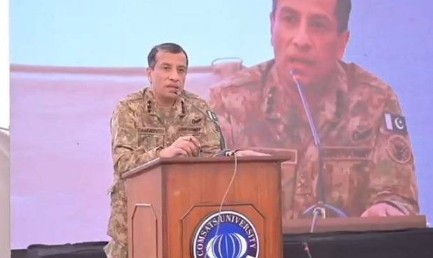 Islamabad: DG ISPR holds interactive session with faculty, students of COMSATS University