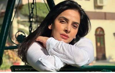 Saba Qamar rejects police uniform allegations, calls petition publicity stunt