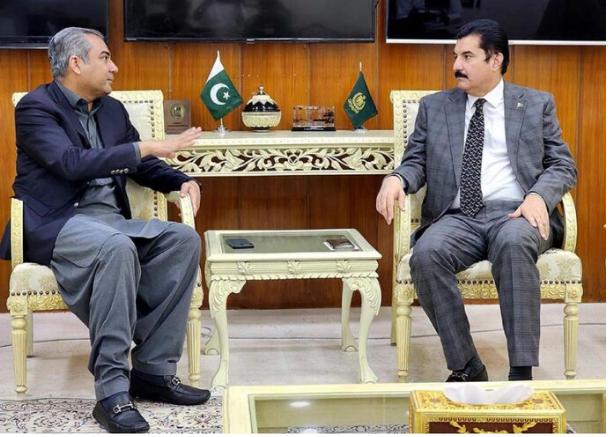 Interior Minister Naqvi, Governor Kundi discuss KP law & order, counterterrorism operations